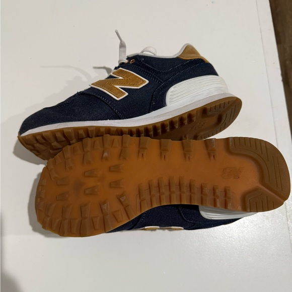 New Balance 574 - Picture 4 of 8